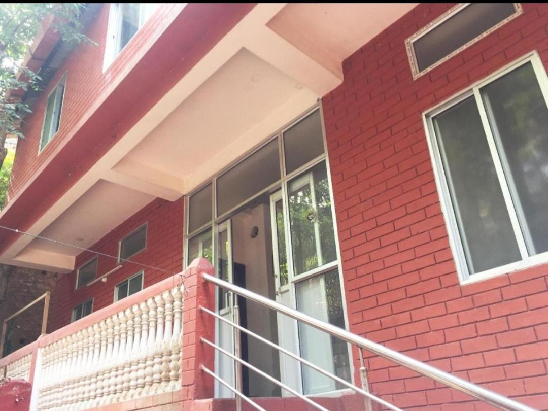 Hilltop Lodge Guwahati Luaran gambar