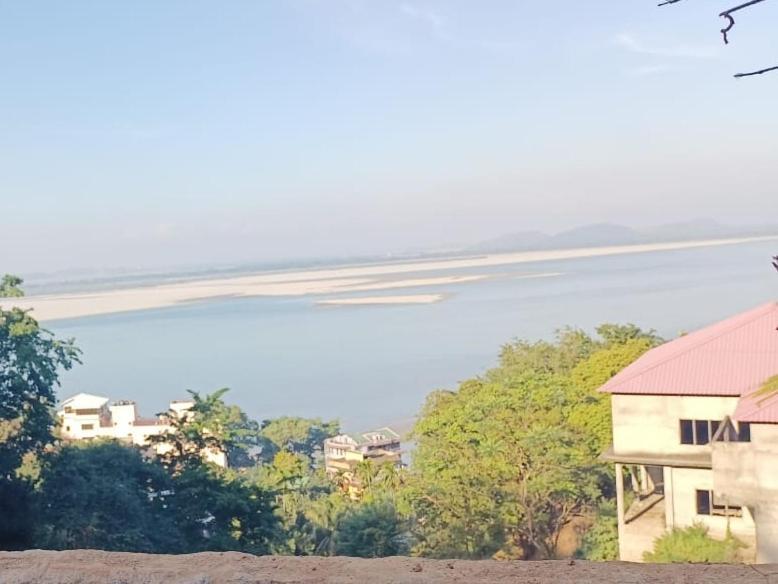 Hilltop Lodge Guwahati Luaran gambar