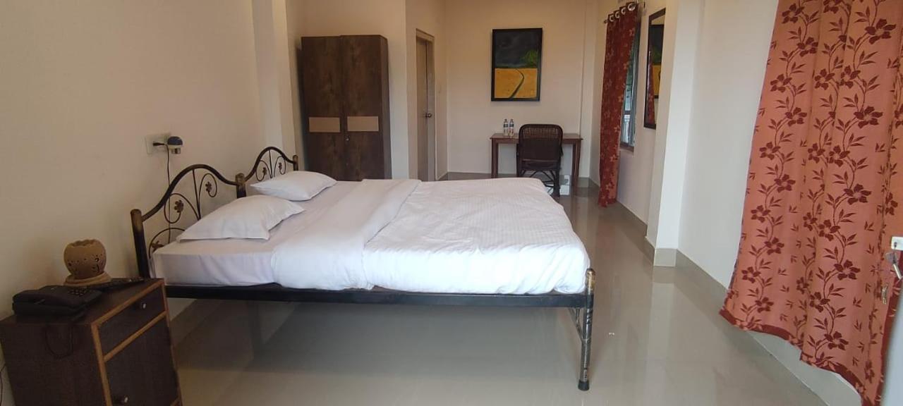 Hilltop Lodge Guwahati Luaran gambar