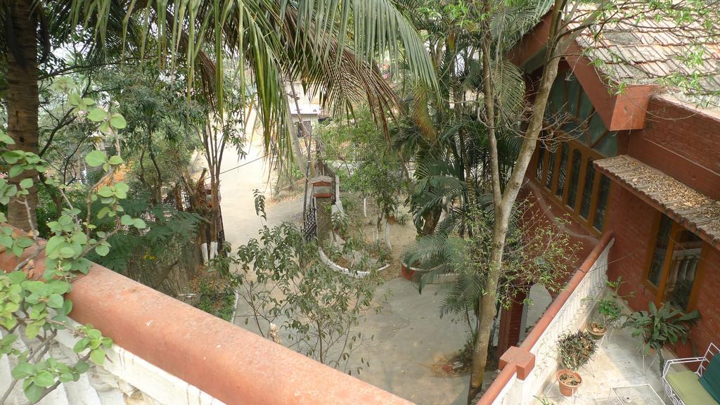 Hilltop Lodge Guwahati Luaran gambar