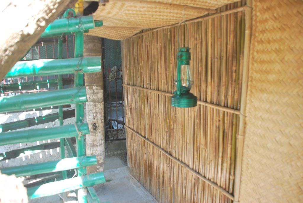 Hilltop Lodge Guwahati Luaran gambar