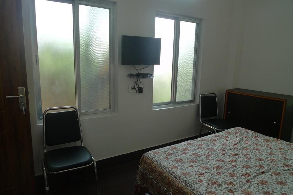 Hilltop Lodge Guwahati Luaran gambar